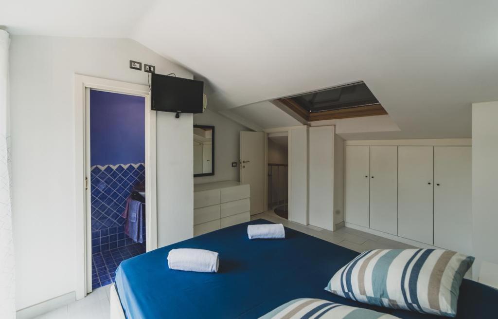 Molly Apartment Порто Санто Стефано Экстерьер фото