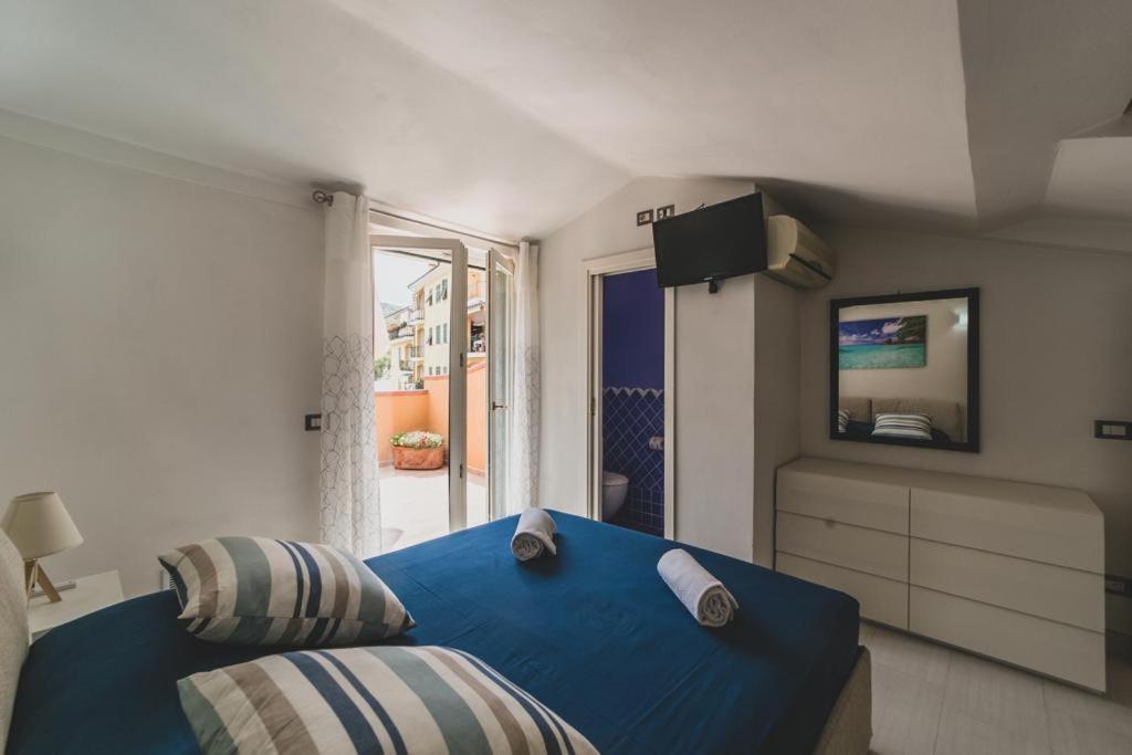 Molly Apartment Порто Санто Стефано Экстерьер фото